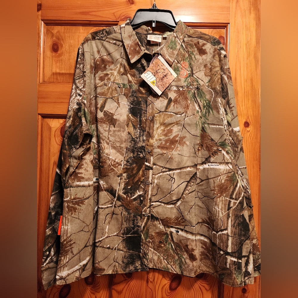 SHE Outdoor Apparel Ladies Long Sleeve Realtree Camoflauge Shirt, Size X…